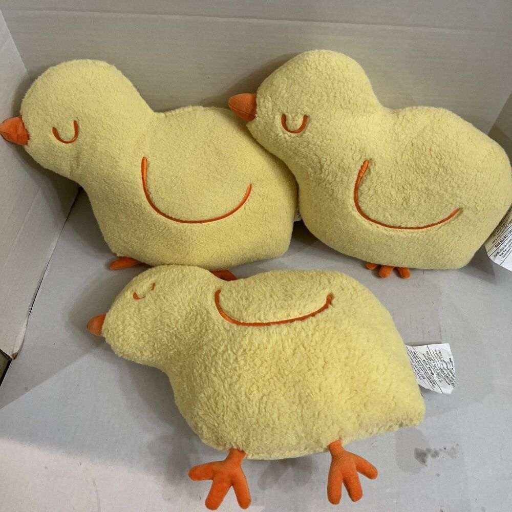 Target Room Essence Easter Baby Chick Decorative Pillow Plush 16x12 Set Of 3